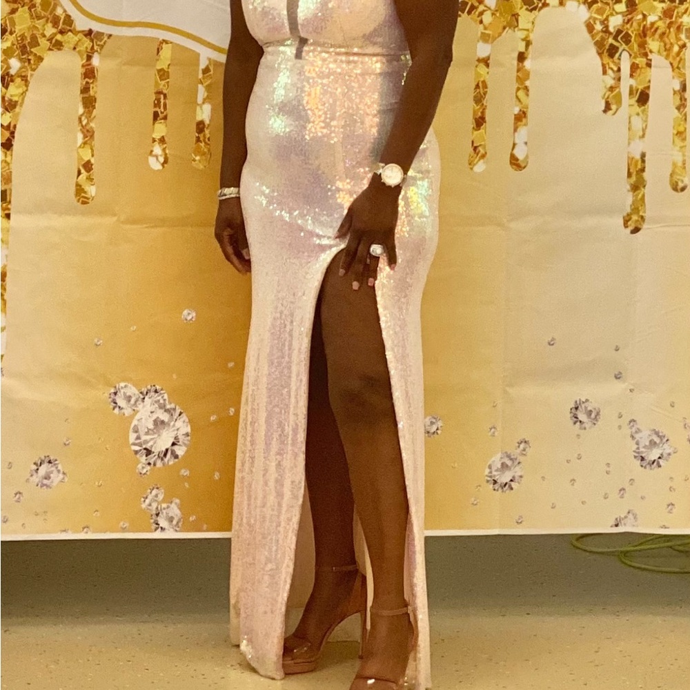 Beautiful Giani Bernini sequin dress.
